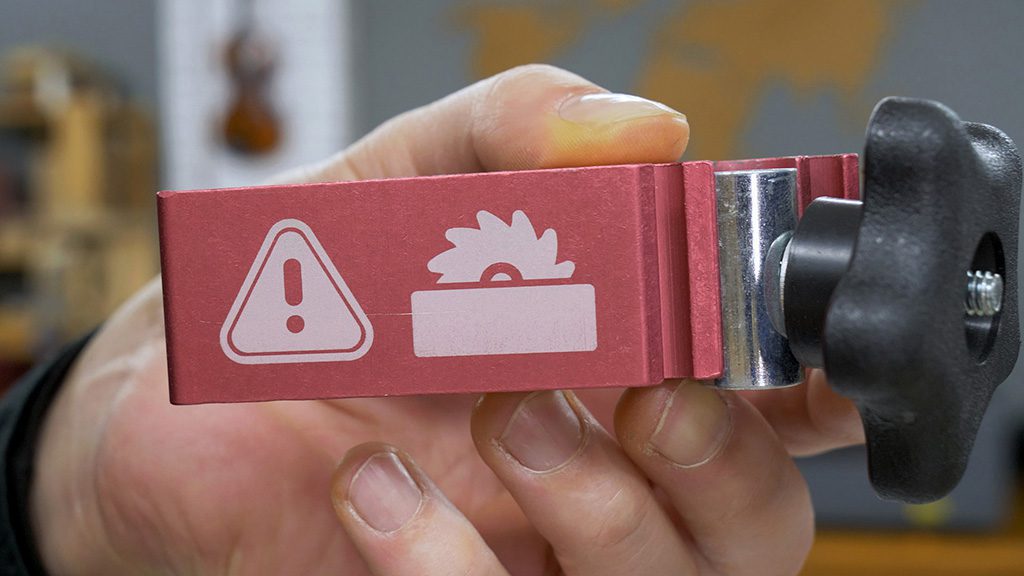 Grabado láser en aluminio anodizado- marcado de alta precisión para piezas técnicas